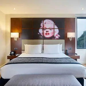 Hotel Celebrities, Bogota